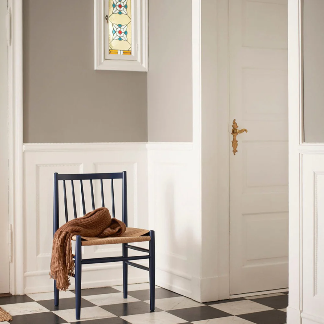 J80 Dining Chair